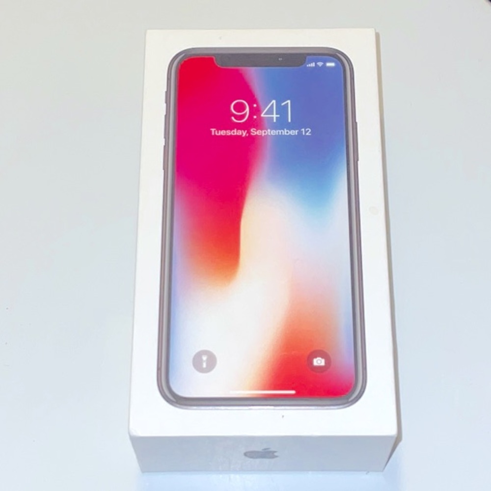 Apple iPhone X Combo - 64GB in Space Gray 🍎